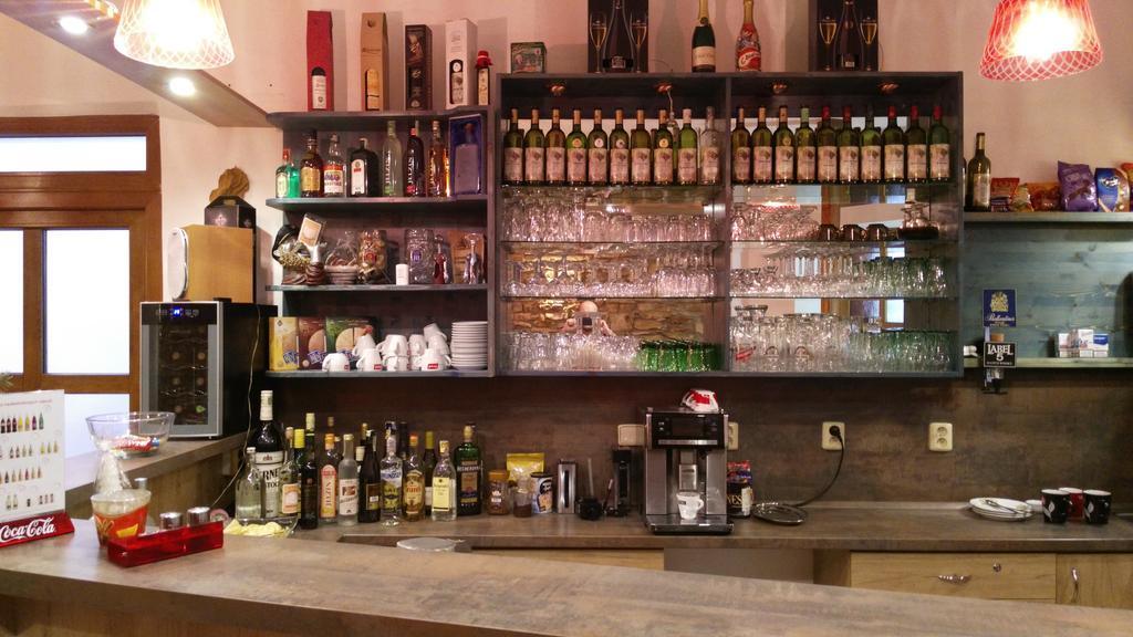Podripska Farma *